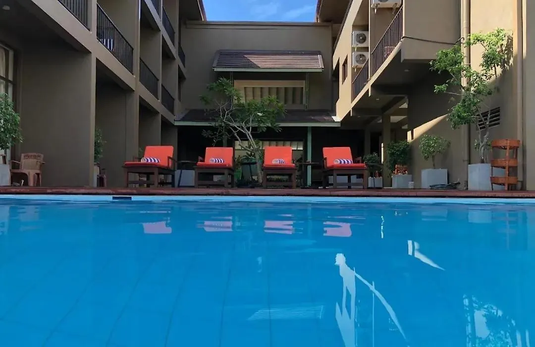 Hotel The Cave à Negombo